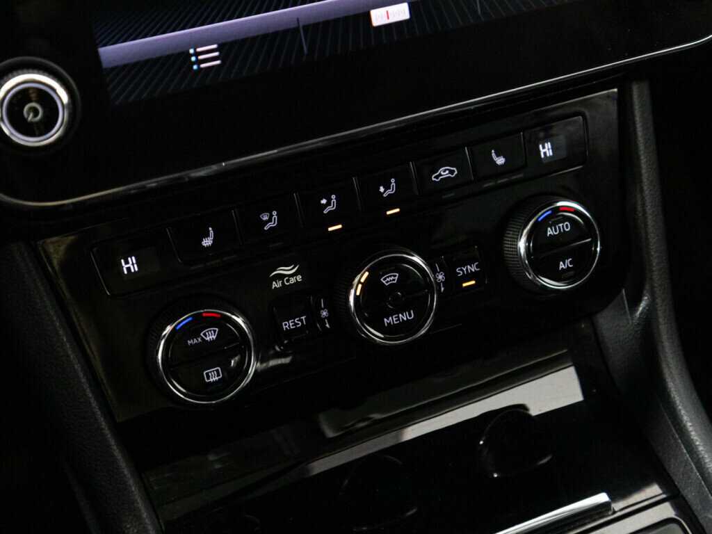 Skoda Superb с пробегом — 2018 год. Фото: #16