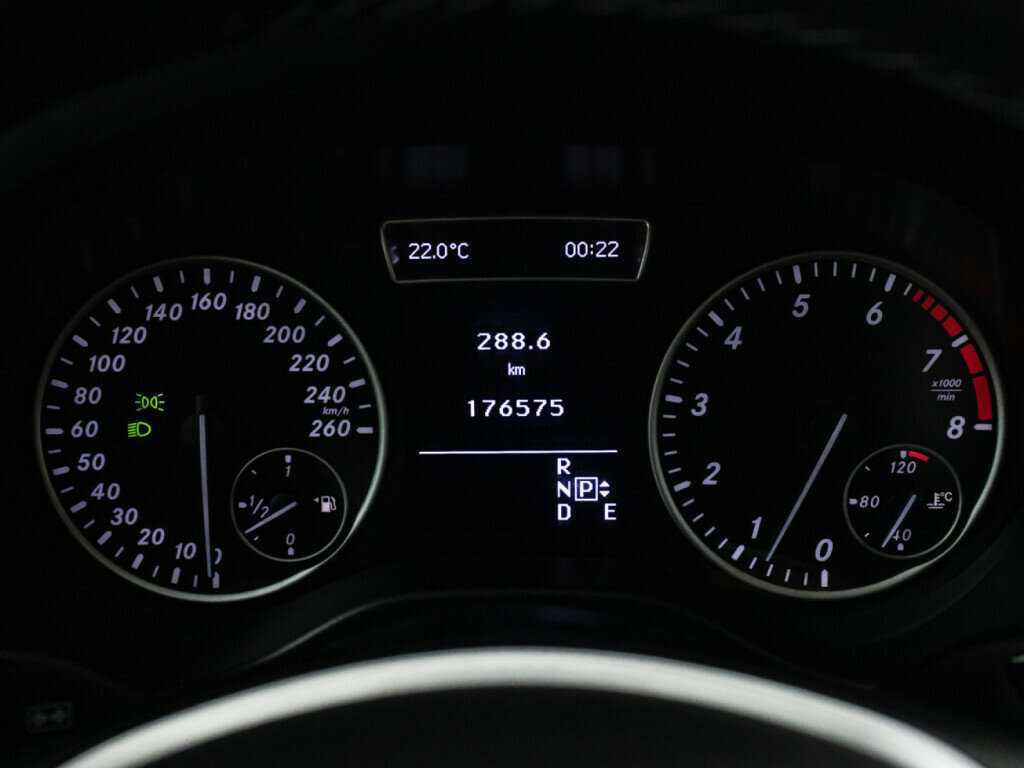 Mercedes-Benz A-Класс с пробегом — 2015 год. Фото: #11