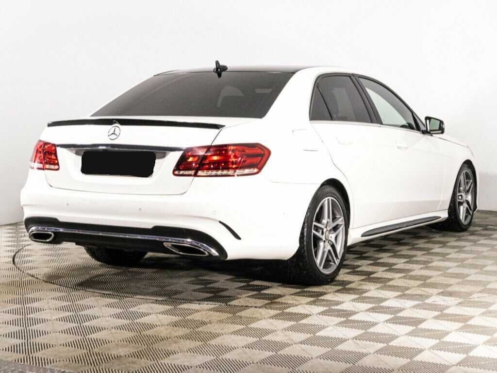 Mercedes-Benz E-Класс с пробегом — 2015 год. Фото: #4