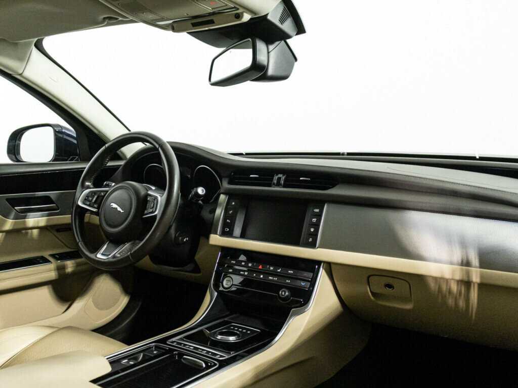 Jaguar XF с пробегом — 2017 год. Фото: #6