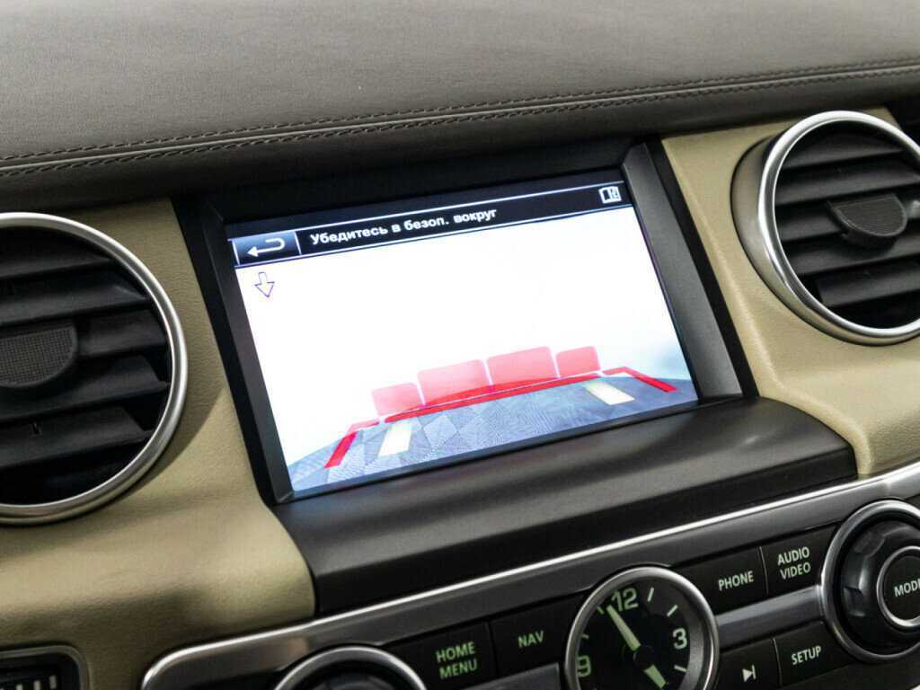 Land Rover Discovery с пробегом — 2013 год. Фото: #22