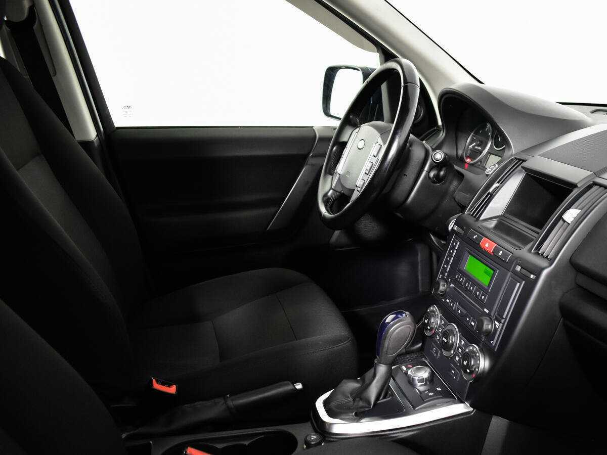 Land Rover Freelander с пробегом — 2012 год. Фото: #6