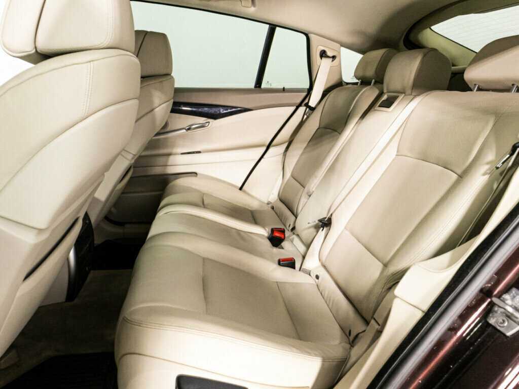 BMW 5 серии с пробегом — 2012 год. Фото: #9