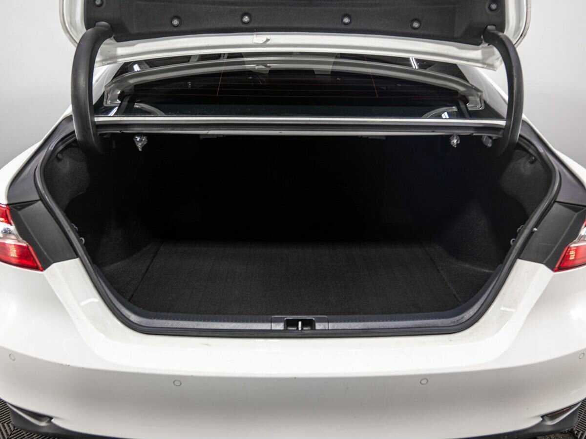 Toyota Camry с пробегом — 2022 год. Фото: #24