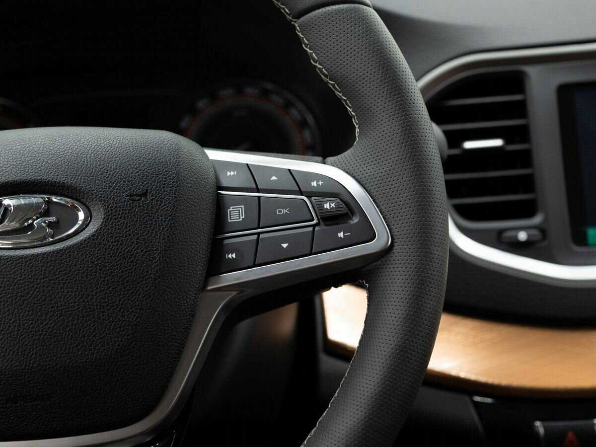 Lada (ВАЗ) Vesta с пробегом — 2024 год. Фото: #16