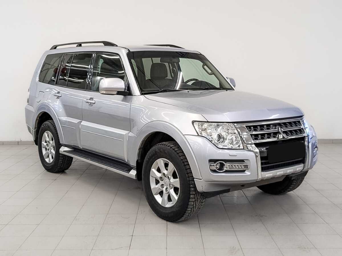 Mitsubishi Pajero с пробегом — 2014 год. Фото: #2