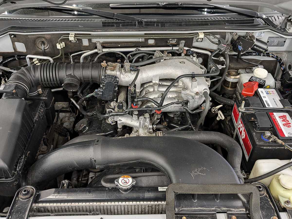 Mitsubishi Pajero с пробегом — 2014 год. Фото: #8