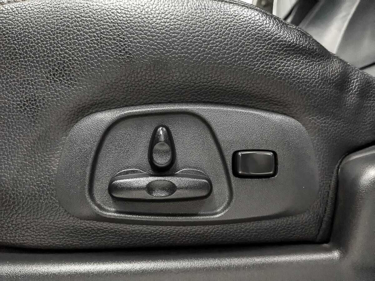 Mitsubishi Pajero с пробегом — 2014 год. Фото: #25