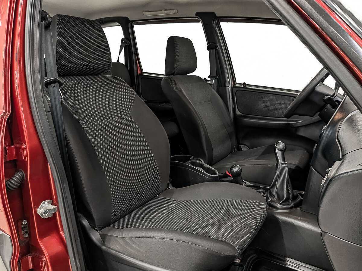 Chevrolet Niva с пробегом — 2015 год. Фото: #22