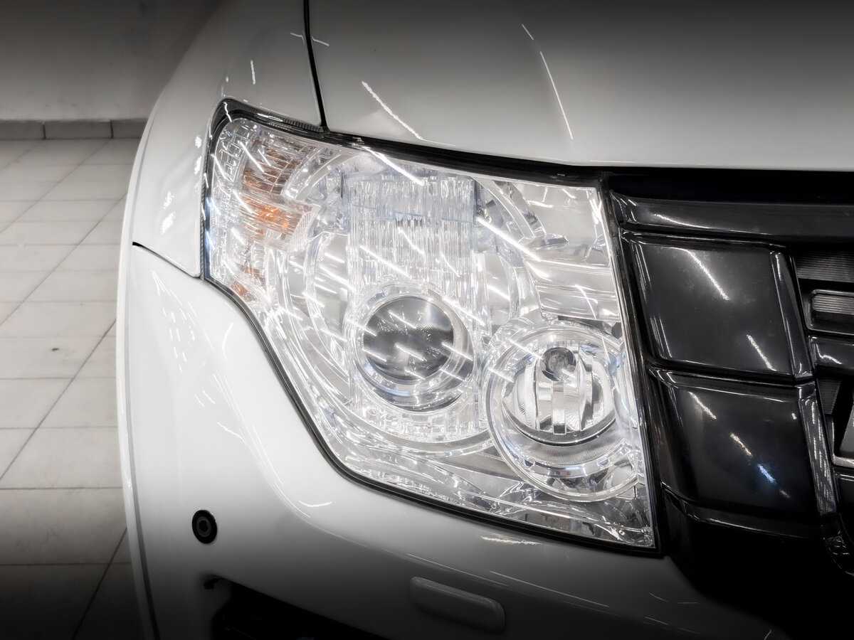 Mitsubishi Pajero с пробегом — 2019 год. Фото: #16