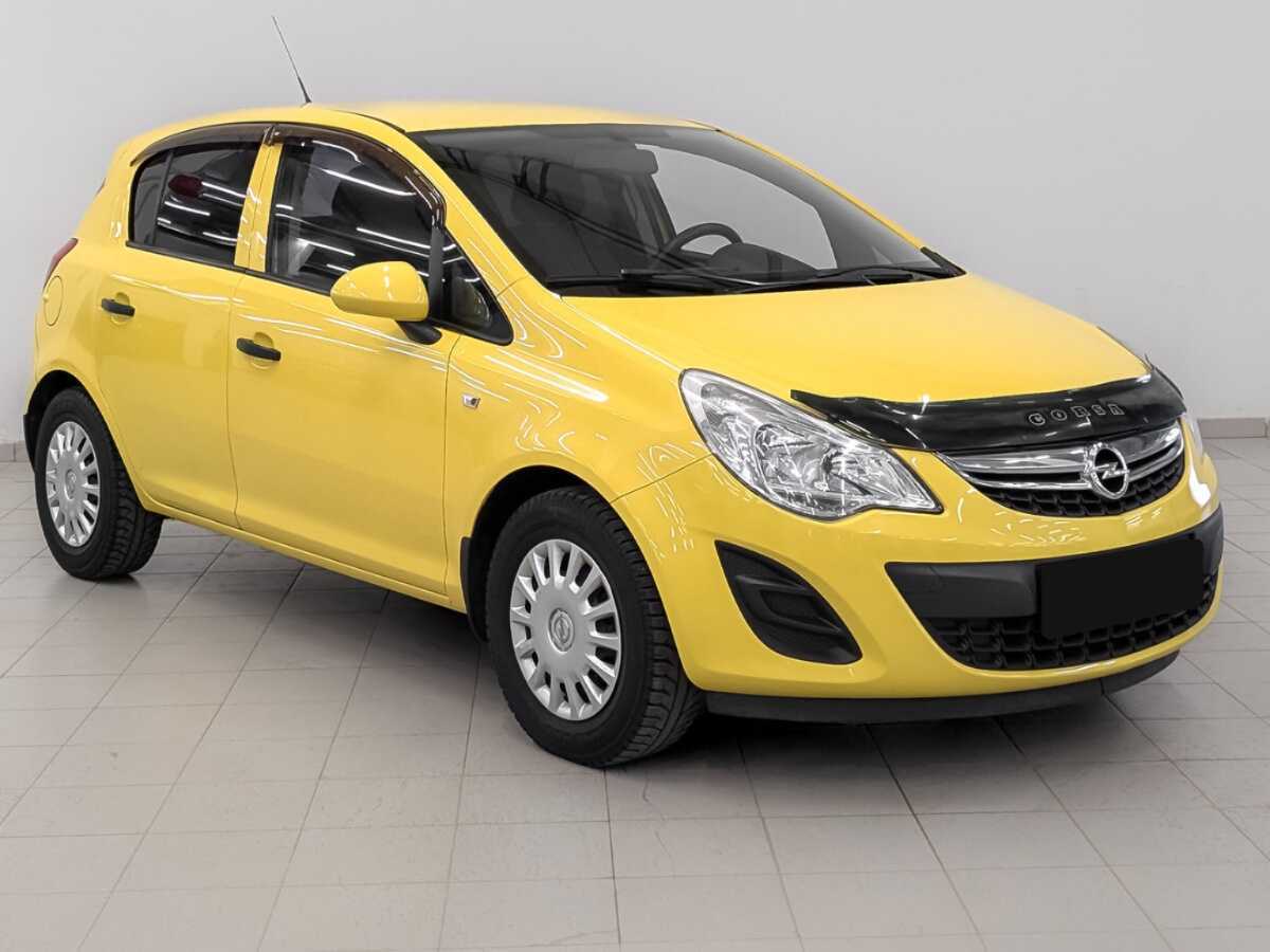 Opel Corsa с пробегом — 2013 год. Фото: #2