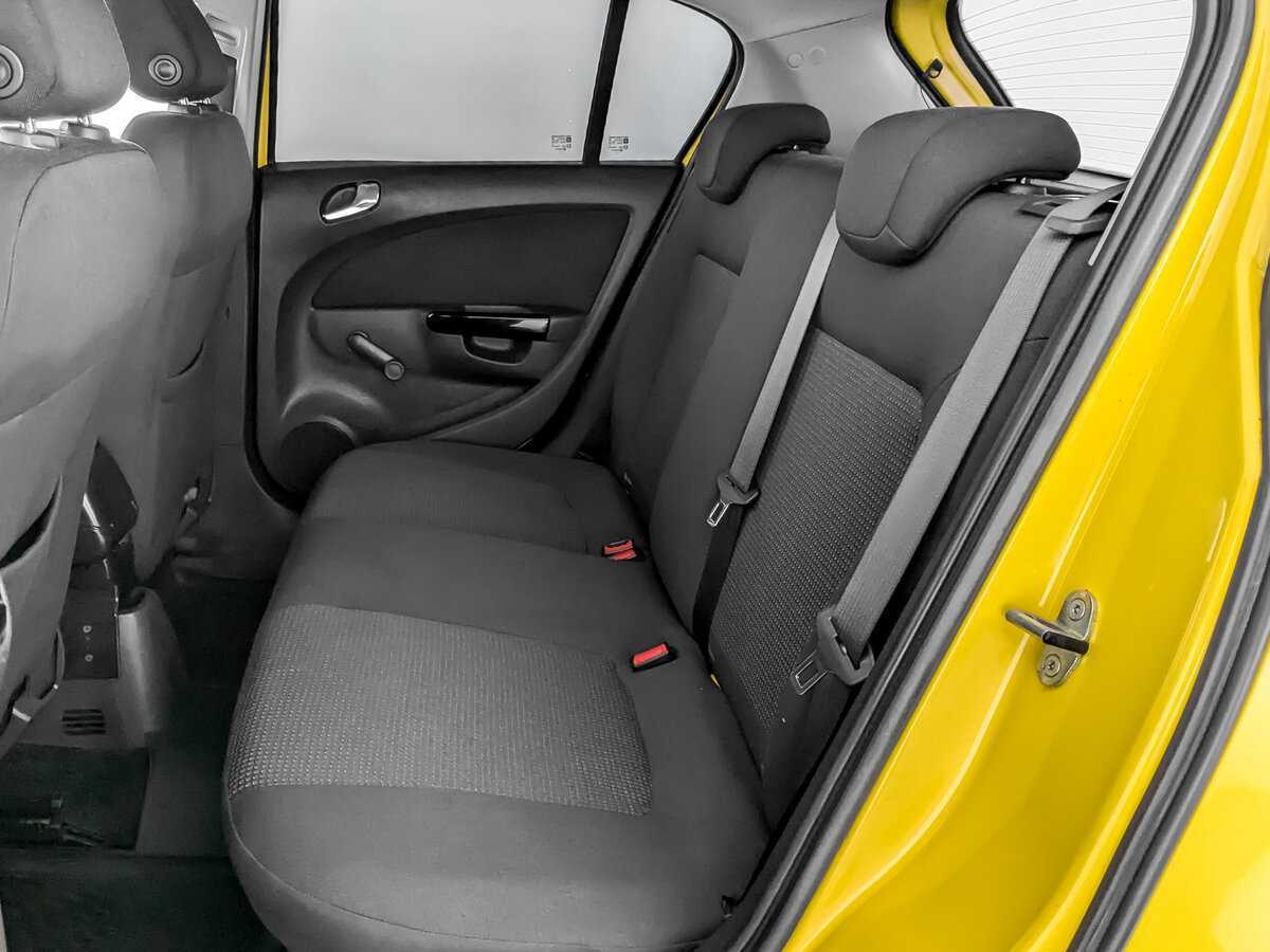Opel Corsa с пробегом — 2013 год. Фото: #11