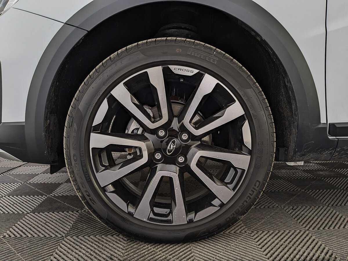 Lada (ВАЗ) Vesta с пробегом — 2024 год. Фото: #11