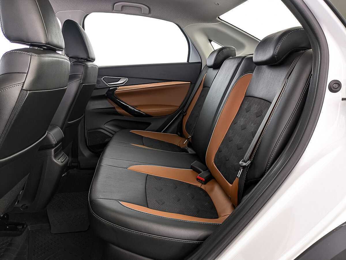 Lada (ВАЗ) Vesta с пробегом — 2024 год. Фото: #17