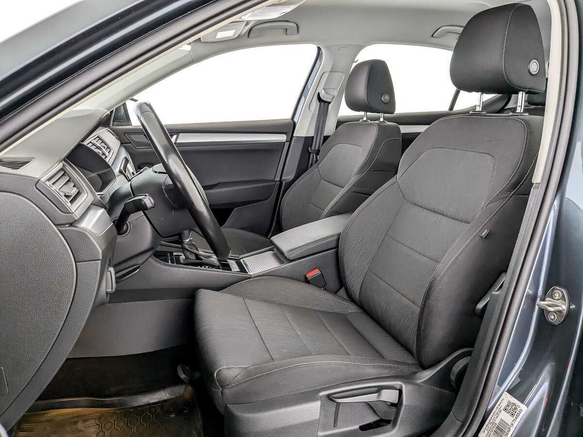 Skoda Superb с пробегом — 2019 год. Фото: #19