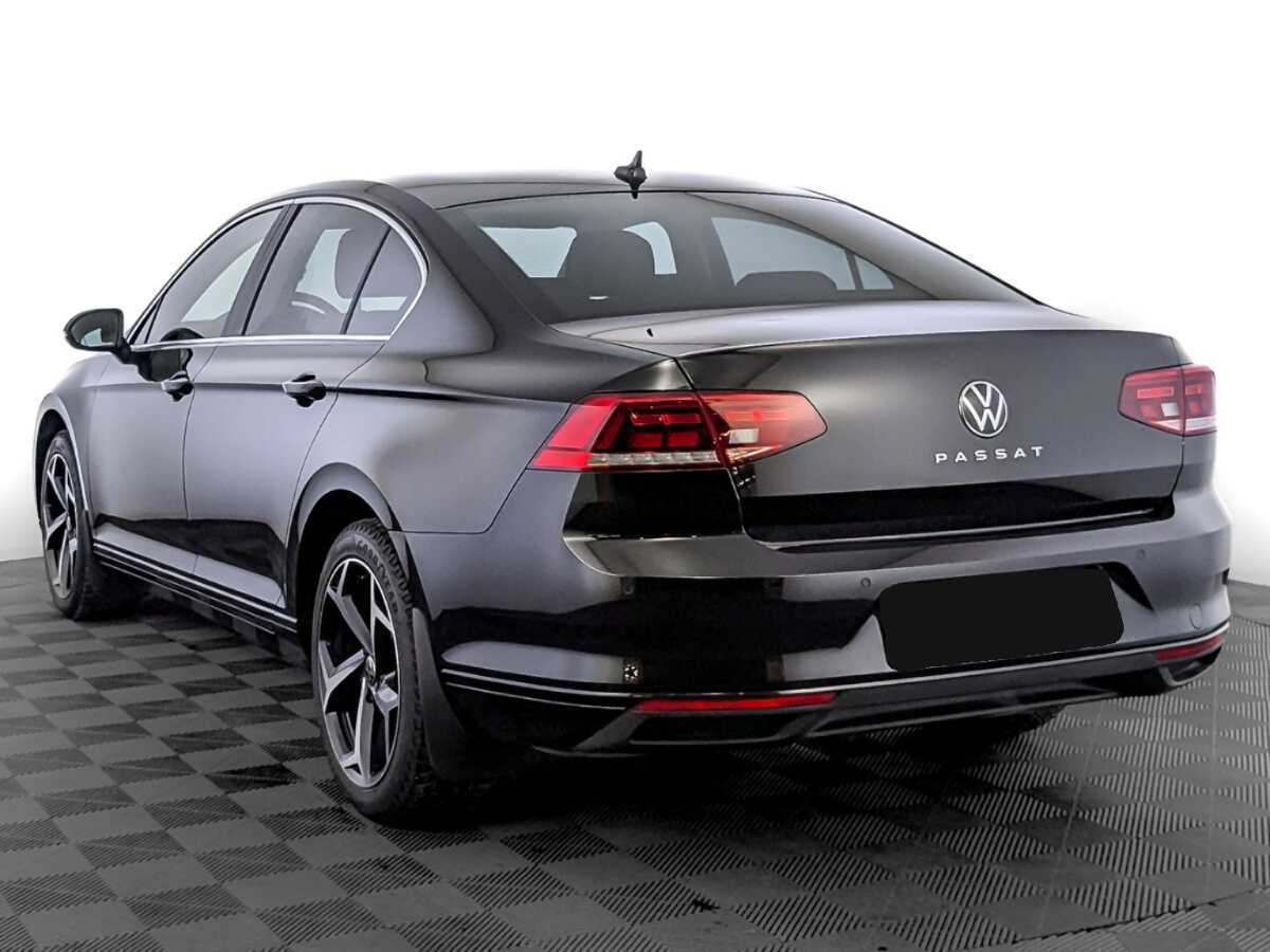 Volkswagen Passat с пробегом — 2021 год. Фото: #6