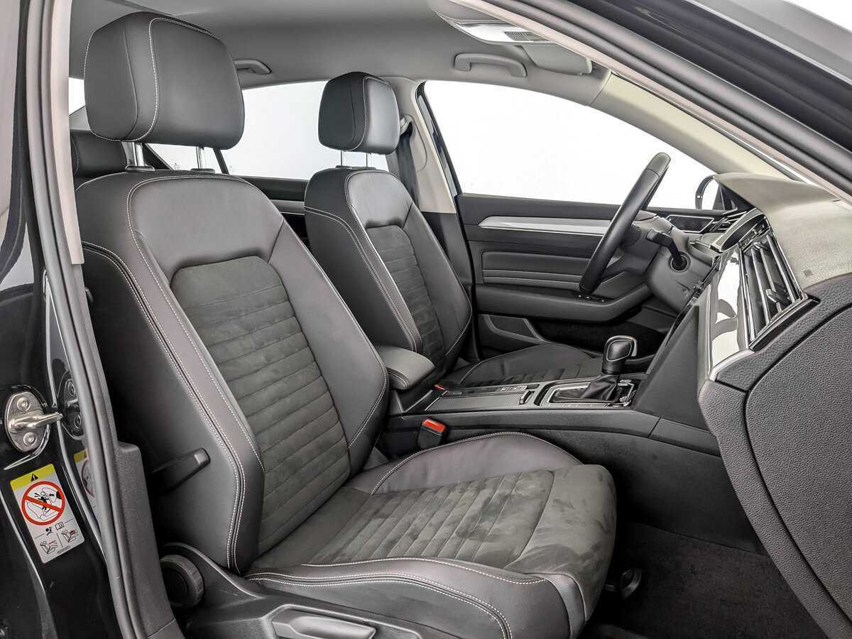 Volkswagen Passat с пробегом — 2021 год. Фото: #23