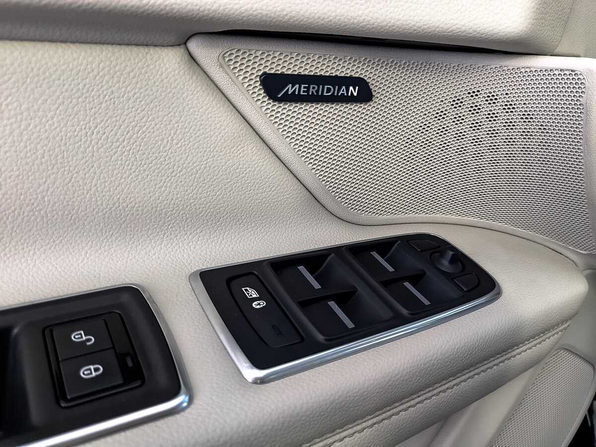 Jaguar XF с пробегом — 2018 год. Фото: #21