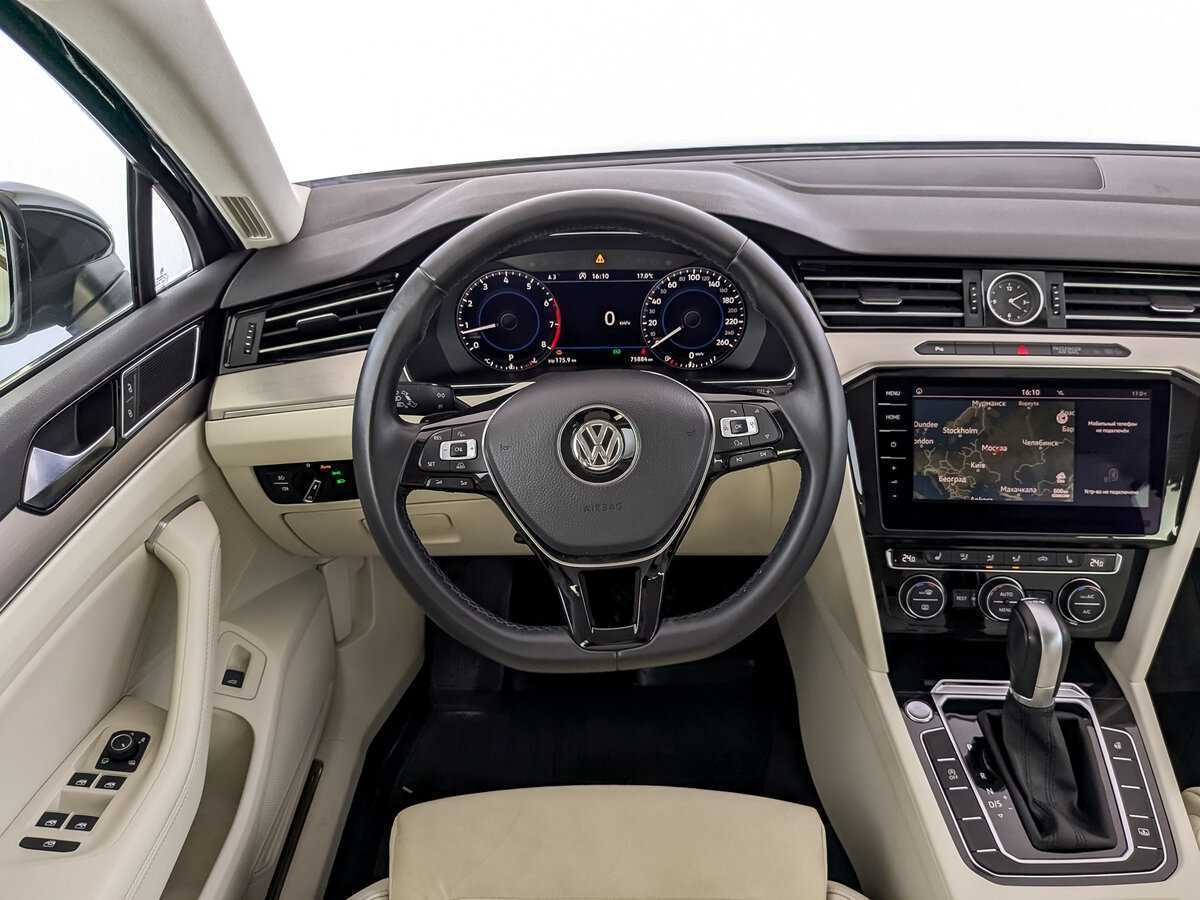 Volkswagen Passat с пробегом — 2017 год. Фото: #19