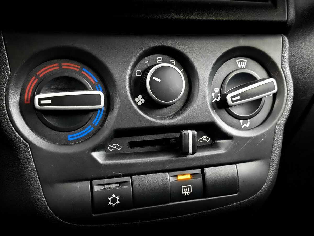 Lada (ВАЗ) Granta с пробегом — 2023 год. Фото: #20