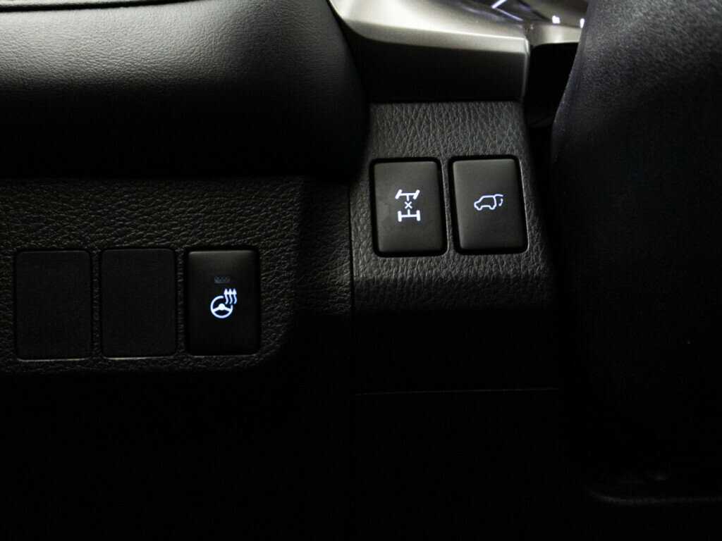 Toyota RAV4 с пробегом — 2016 год. Фото: #23