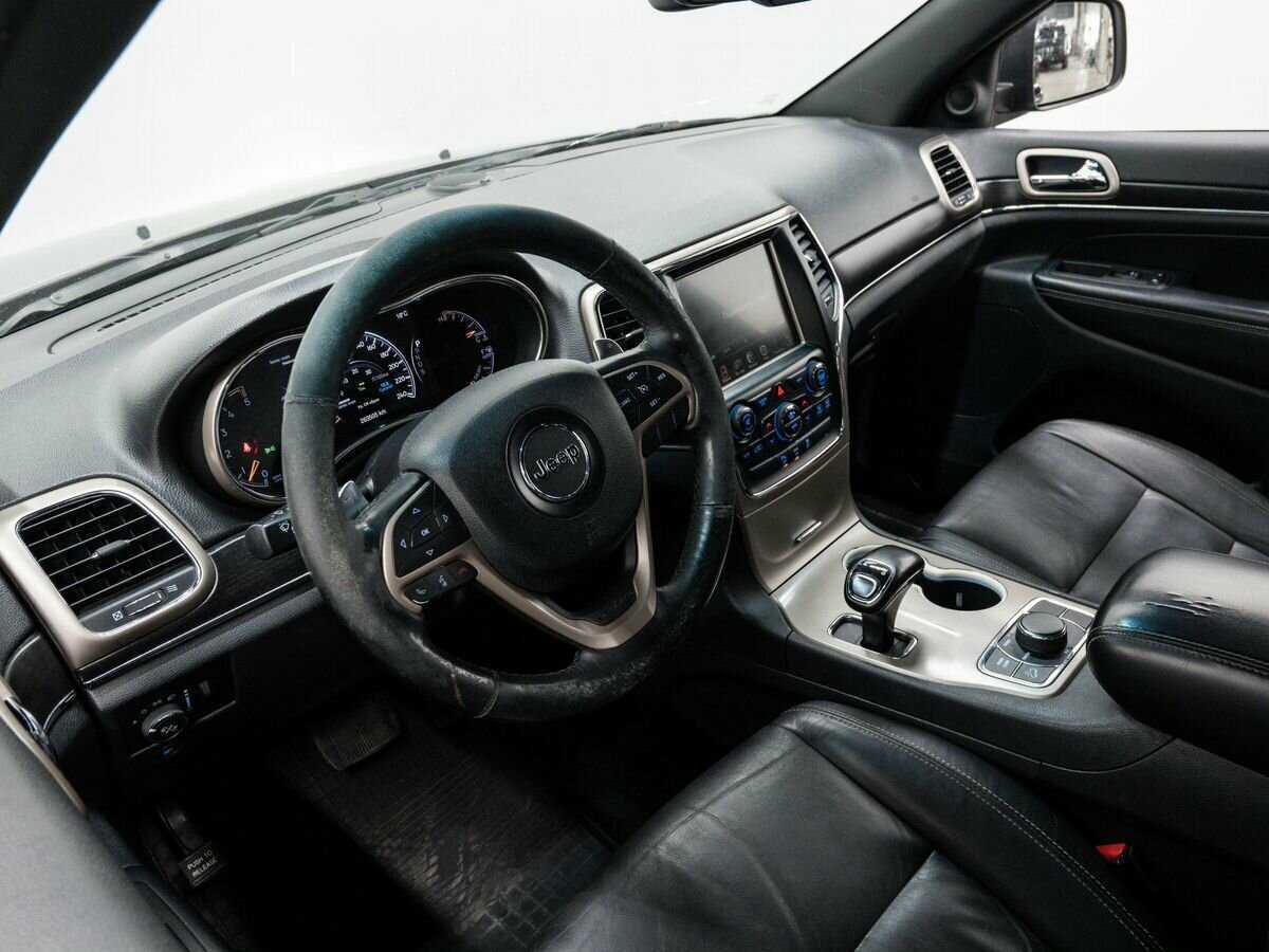 Jeep Grand Cherokee с пробегом — 2013 год. Фото: #13