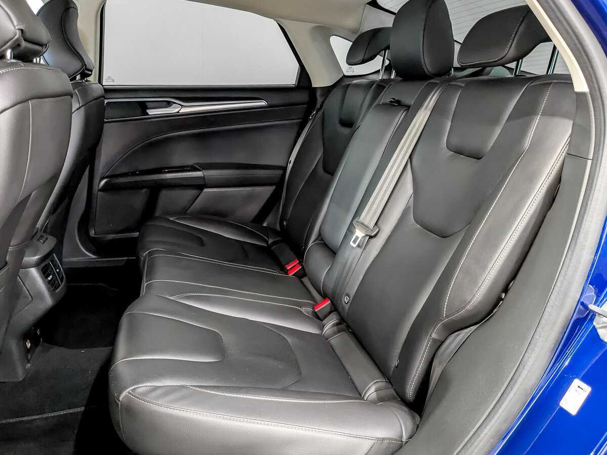 Ford Mondeo с пробегом — 2017 год. Фото: #11