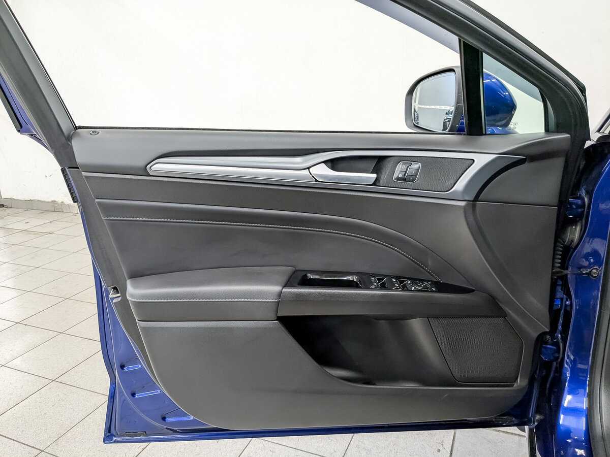Ford Mondeo с пробегом — 2017 год. Фото: #17