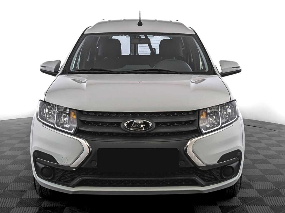 Lada (ВАЗ) Largus с пробегом — 2024 год. Фото: #1