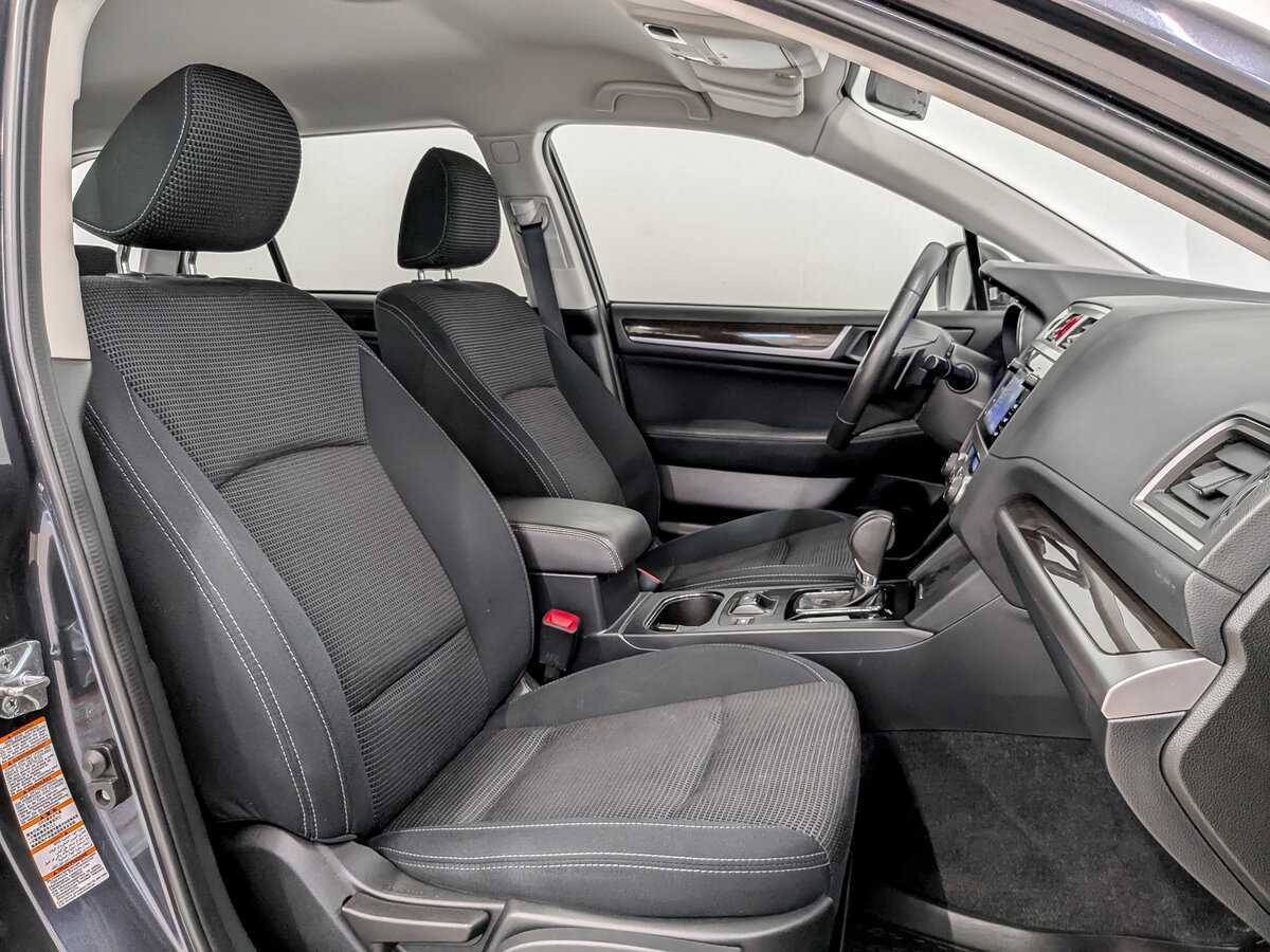 Subaru Outback с пробегом — 2015 год. Фото: #23
