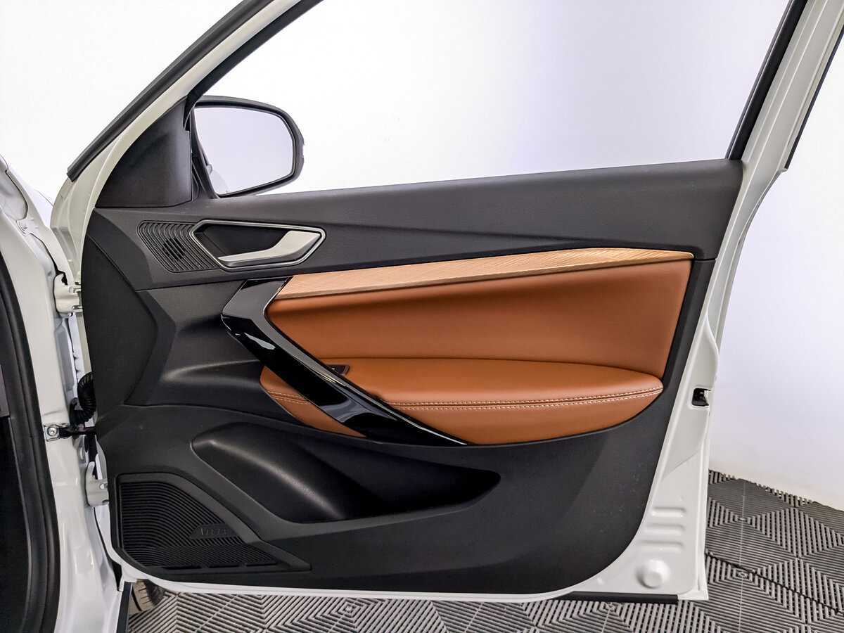 Lada (ВАЗ) Vesta с пробегом — 2024 год. Фото: #23