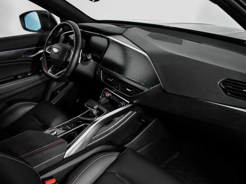 Geely Tugella с пробегом — 2022 год. Фото: #15