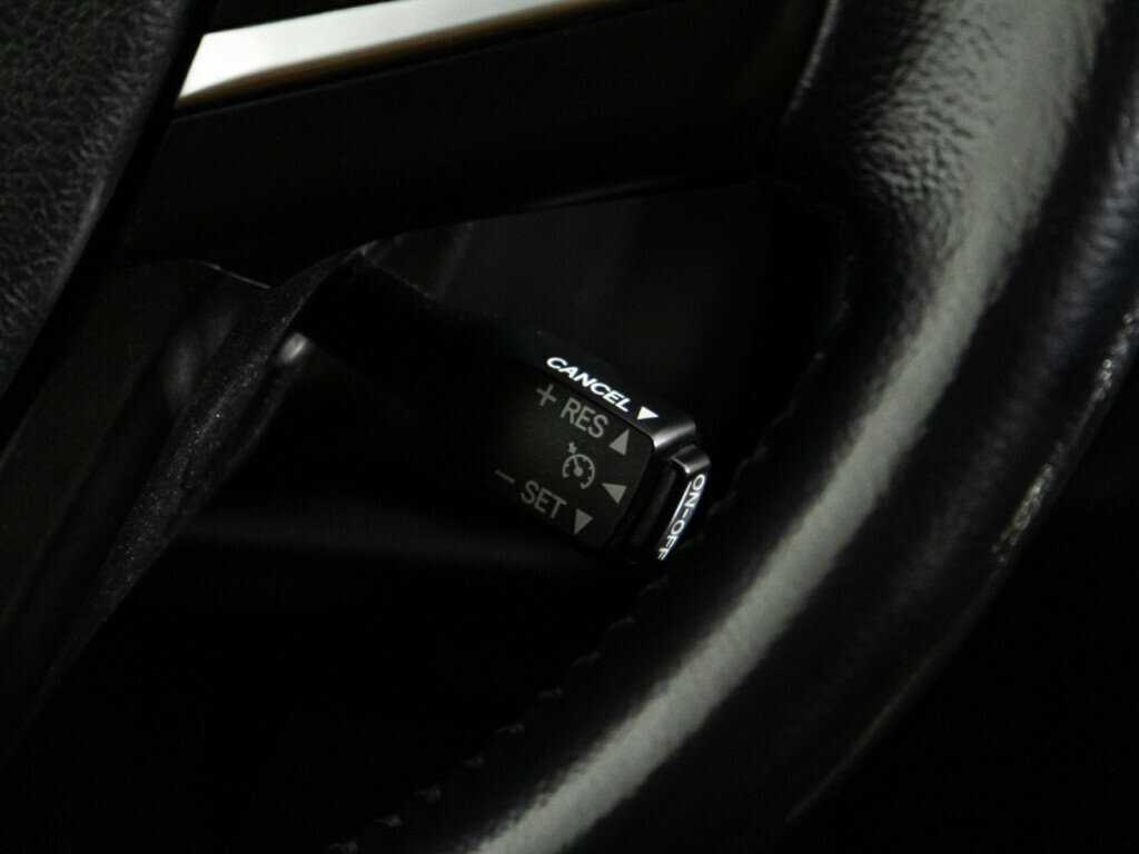 Toyota Camry с пробегом — 2017 год. Фото: #19