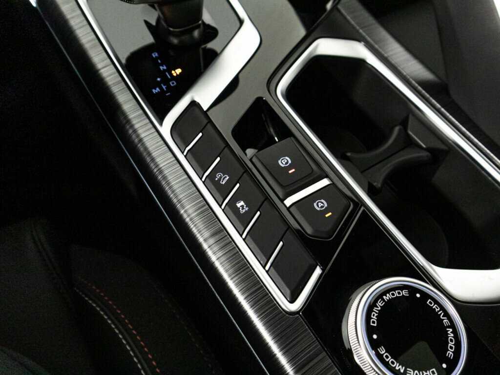 Geely Tugella с пробегом — 2024 год. Фото: #18