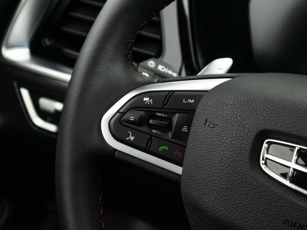 Geely Tugella с пробегом — 2024 год. Фото: #25