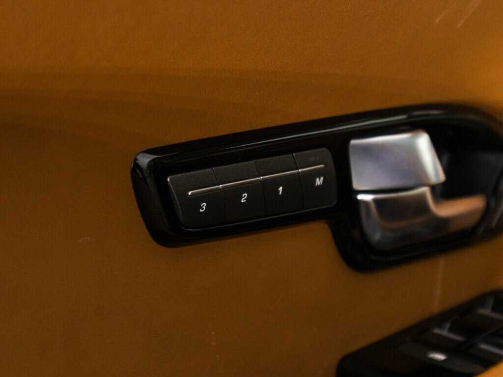 Land Rover Range Rover Evoque с пробегом — 2012 год. Фото: #18