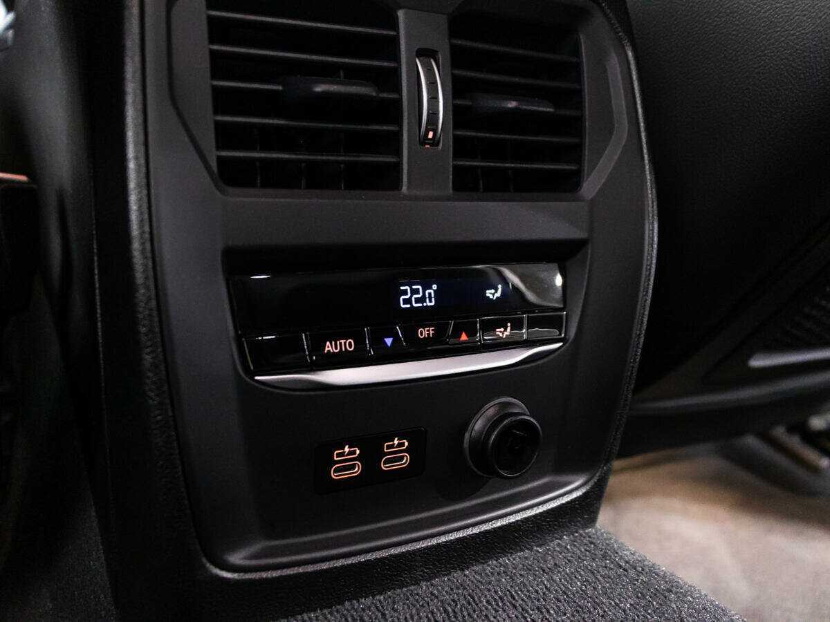 BMW 3 серии с пробегом — 2020 год. Фото: #21