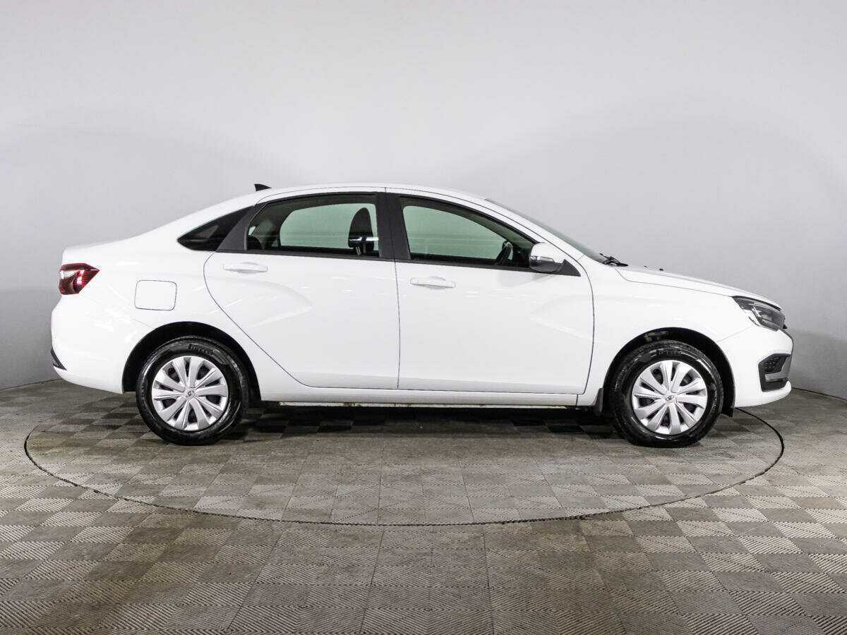 Lada (ВАЗ) Vesta с пробегом — 2023 год. Фото: #3