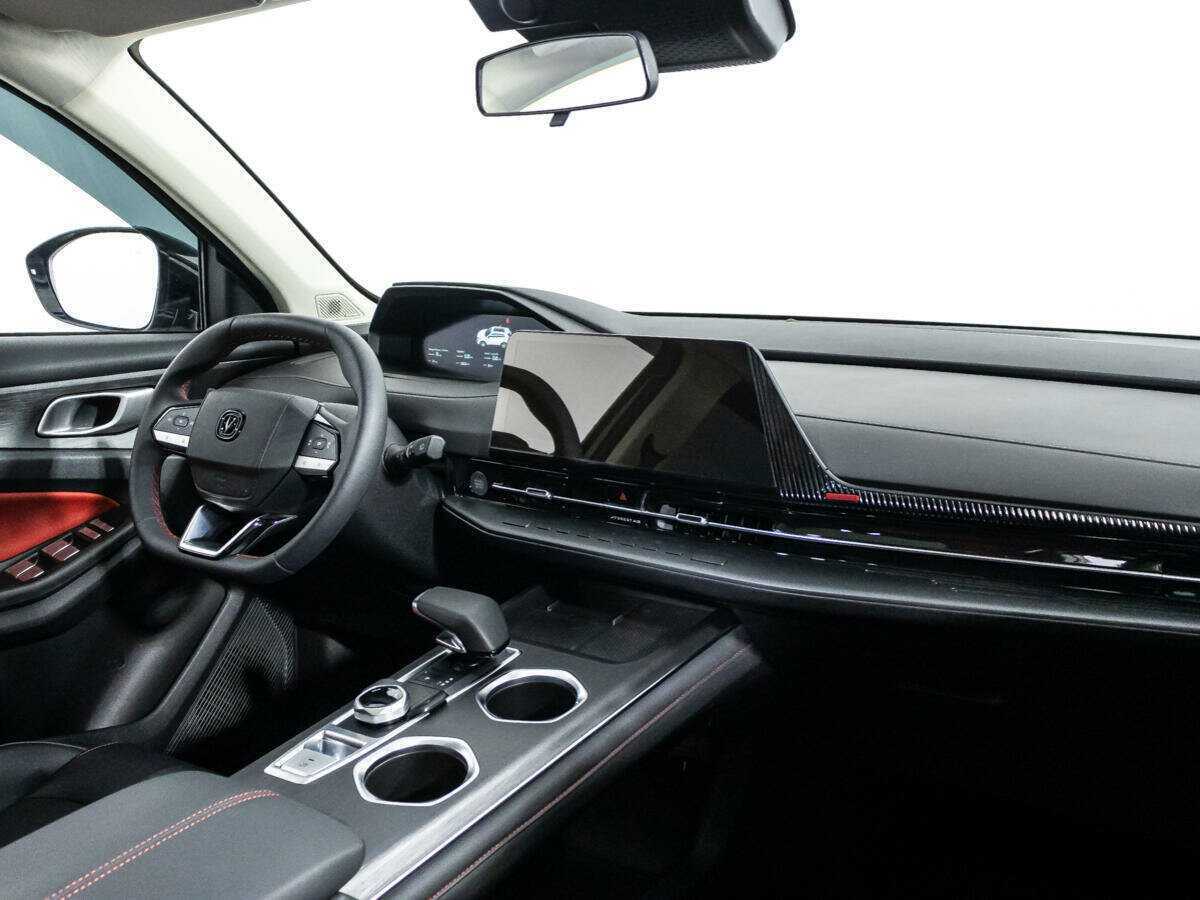 Changan CS55 Plus с пробегом — 2024 год. Фото: #8