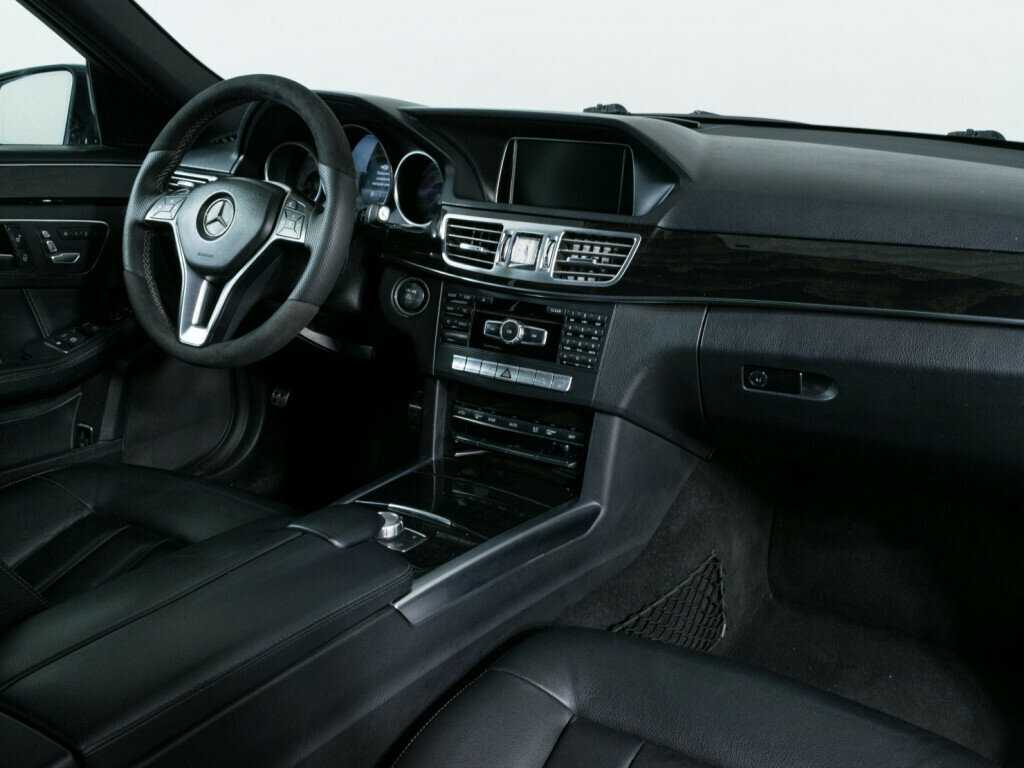 Mercedes-Benz E-Класс с пробегом — 2013 год. Фото: #8