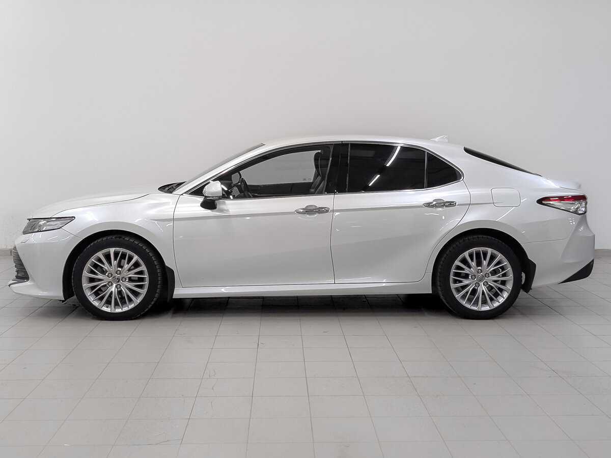 Toyota Camry с пробегом — 2019 год. Фото: #7