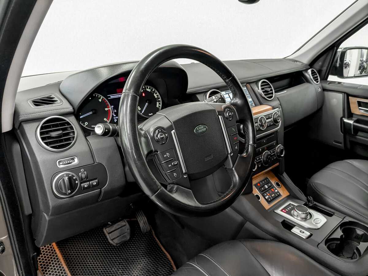 Land Rover Discovery с пробегом — 2013 год. Фото: #15