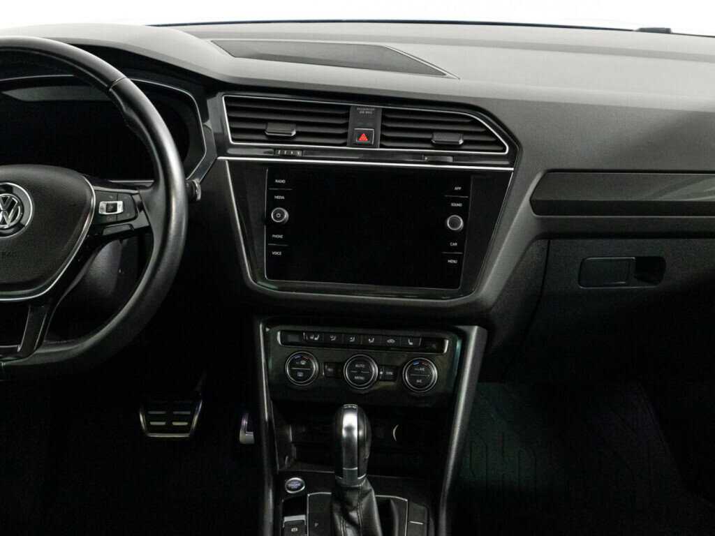 Volkswagen Tiguan с пробегом — 2018 год. Фото: #13