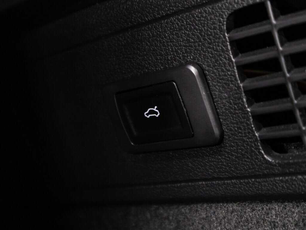 Geely Coolray с пробегом — 2023 год. Фото: #15