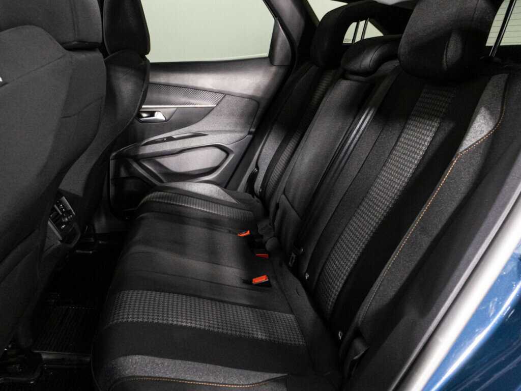 Peugeot 3008 с пробегом — 2021 год. Фото: #9