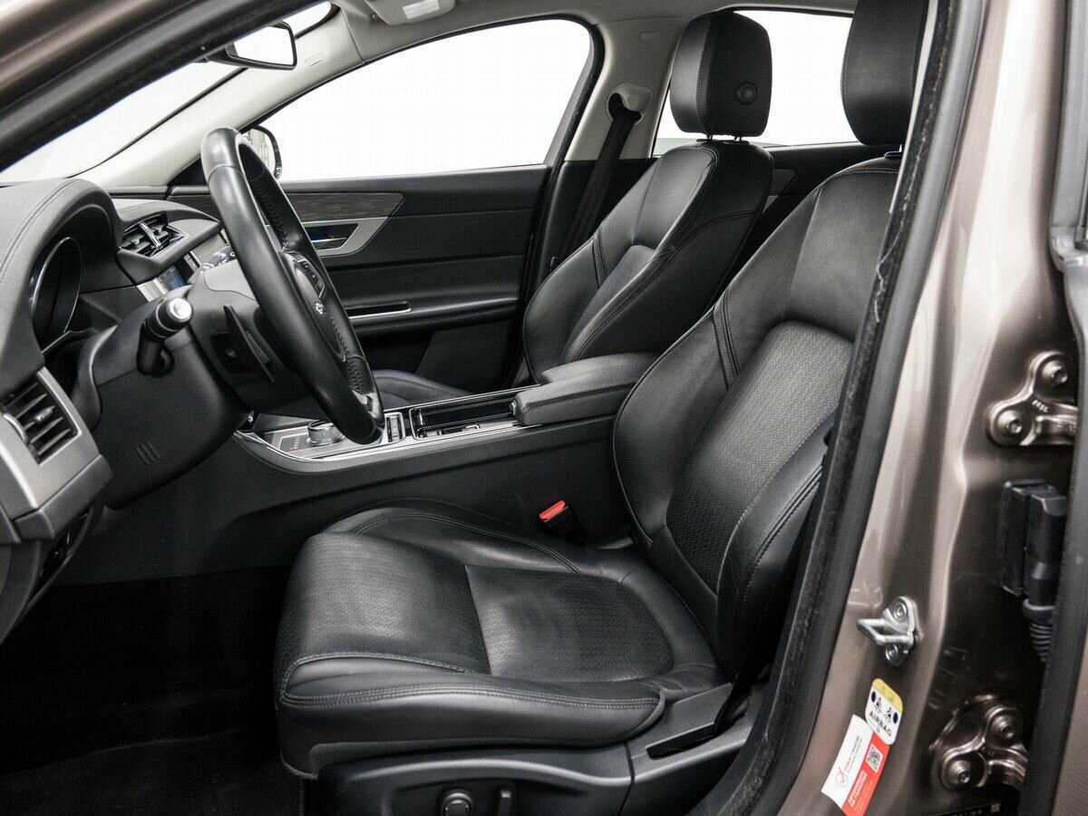 Jaguar XF с пробегом — 2016 год. Фото: #14