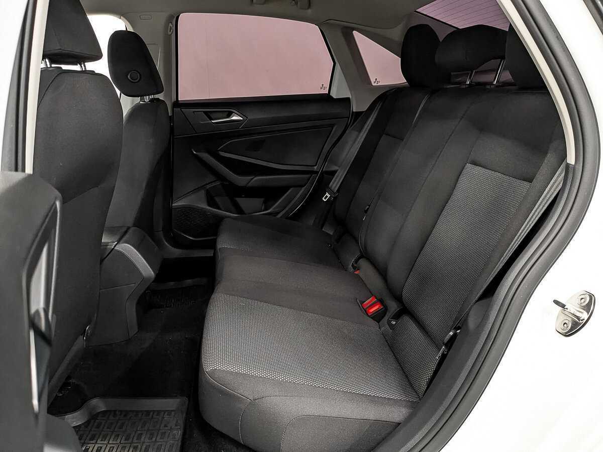 Volkswagen Jetta с пробегом — 2020 год. Фото: #17