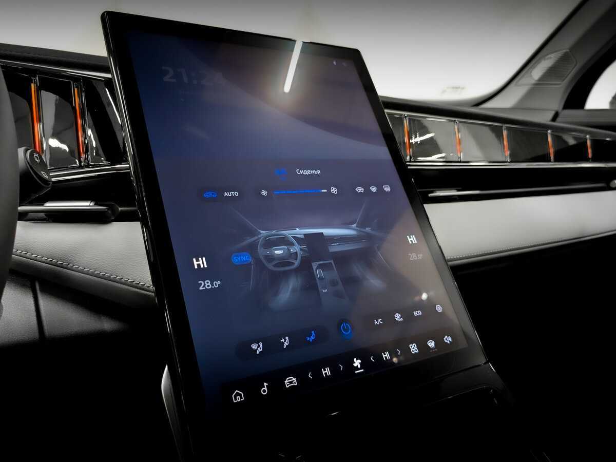 Geely Atlas с пробегом — 2024 год. Фото: #25