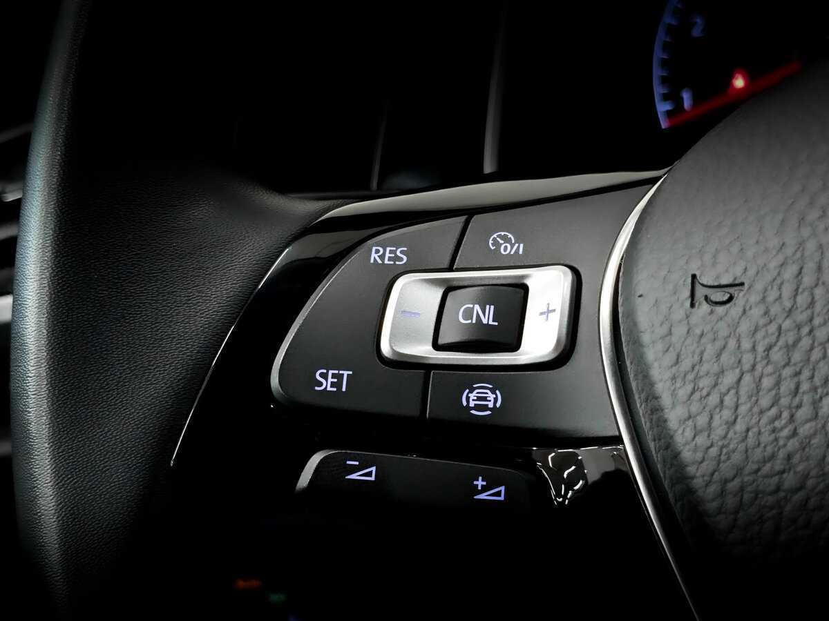 Volkswagen Jetta с пробегом — 2020 год. Фото: #26