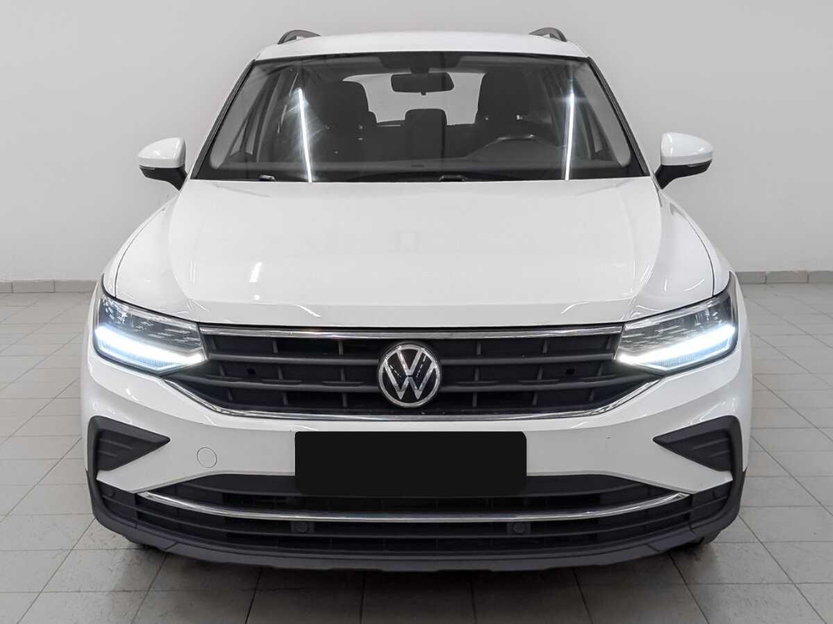 Volkswagen Tiguan с пробегом — 2021 год. Фото: #1